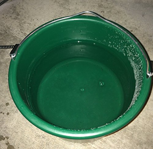 Farm Innovators HB-60 9 Quart 2 Gallon 60 Watt Plastic Heated Bucket with Built in Thermostat, Green - color: Single, size: 2 Gallon