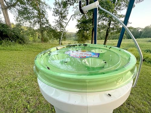 Billy-Bob Fly-Lid 5 Gallon Bucket Fly Lid (3 Pack) Turn Any 5 Gallon Bucket into a Fly Trap!