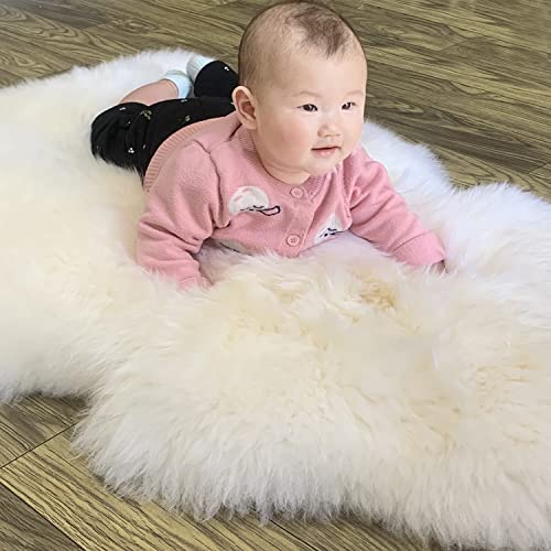 Champlus Genuine Australian Merino Sheepskin Rug, 2.3x3.3 ft Sheep Skin Fur Rug, Lambskin Area Rug, Single Pelt, White - size: 2'4" x 3'4" (Natural)