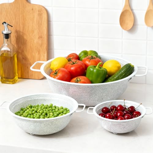 White Stainless Steel Colander Set of 3, 2, 3 & 5 Quart Metal Kitchen Strainers with Handles and Non-Slip Feet, Pasta Drainer for Rinsing Rice, Fruits and Vegetables, Dishwasher Safe - color: White