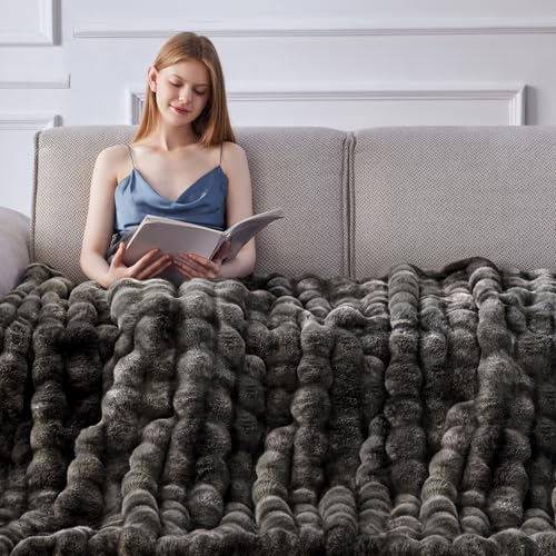 Anysay Faux Fur Throw Blanket, 1000GSM Fluffy Soft Bubble Blanket 50''*60'' - color: Grey, size: Throw