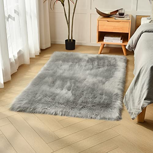duduta Grey Faux Sheepskin Fur Rug 3x5 ft, Fluffy Carpet Rug - color: Grey, size: 3' x 5'