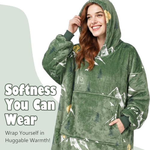 Catalonia Oversized Blanket Hoodie, Mountains Fleece Wearable Blanket - color: Camping Green