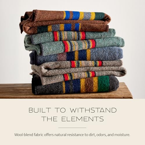 Pendleton Yakima Camp Blanket Twin 66" x 84" - Wool Cotton - color: Lake, size: Twin