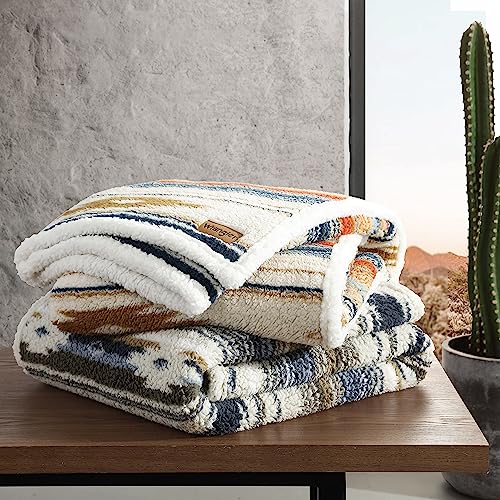 Wrangler - Throw Blanket with Sherpa Reverse, Super Soft Plush Bedding, Oeko-Tex Certified, Dorm Room Essentials, 50x60, Coyote Sands Brown - color: Coyote Sands Brown, size: 50" x 60"